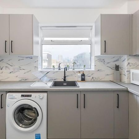 Appartamento Shard View 2Br Next Tower Bridge Londra Esterno foto