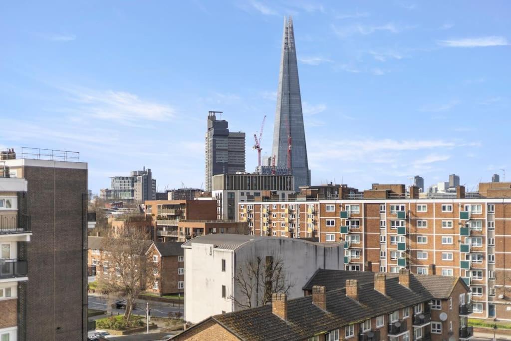Appartamento Shard View 2Br Next Tower Bridge Londra Esterno foto